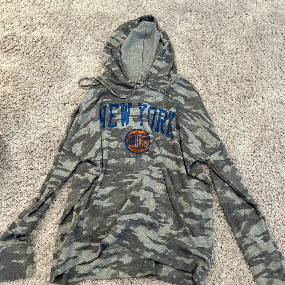 New York Knicks Camo Sweater with Hood